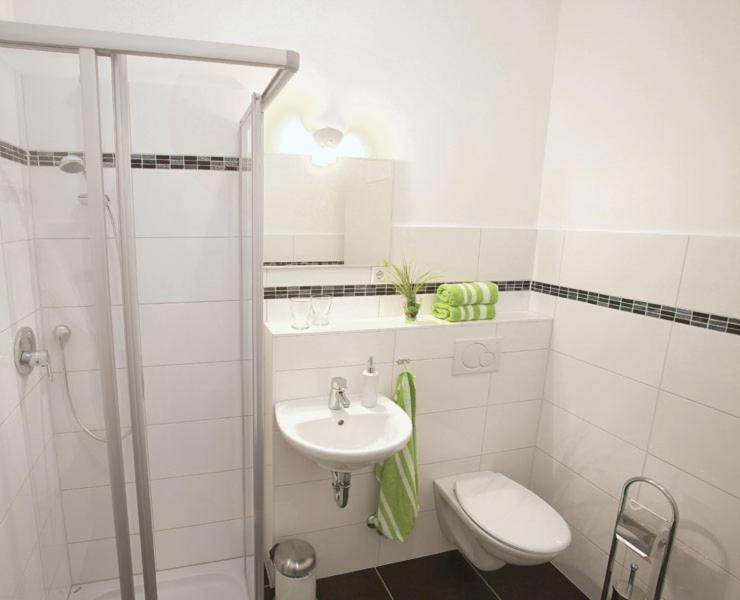 Hotel Olive Inn Aschaffenburg Bagian luar foto
